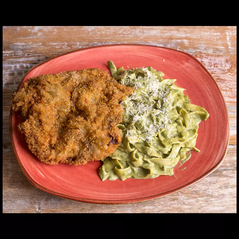 Bistec Apando c/ spagueHuanca o Pest