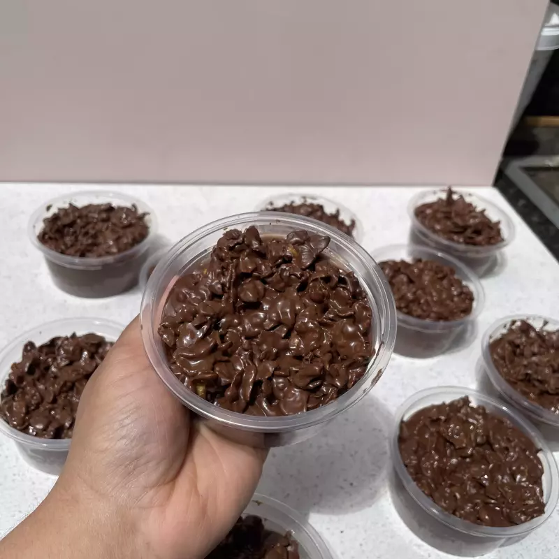 Bolo no pote Crunch cake