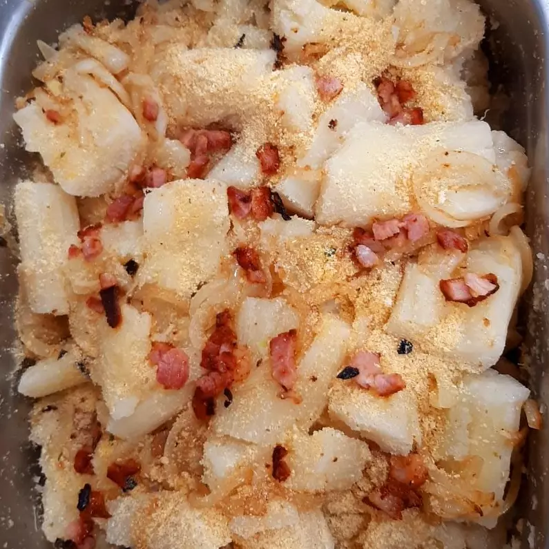 Aipim Farofado com Bacon