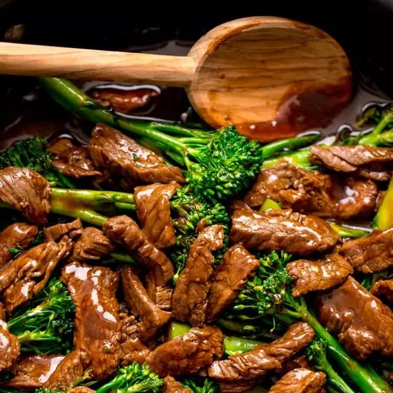 Miér 20 Mayo - Carne estilo oriental