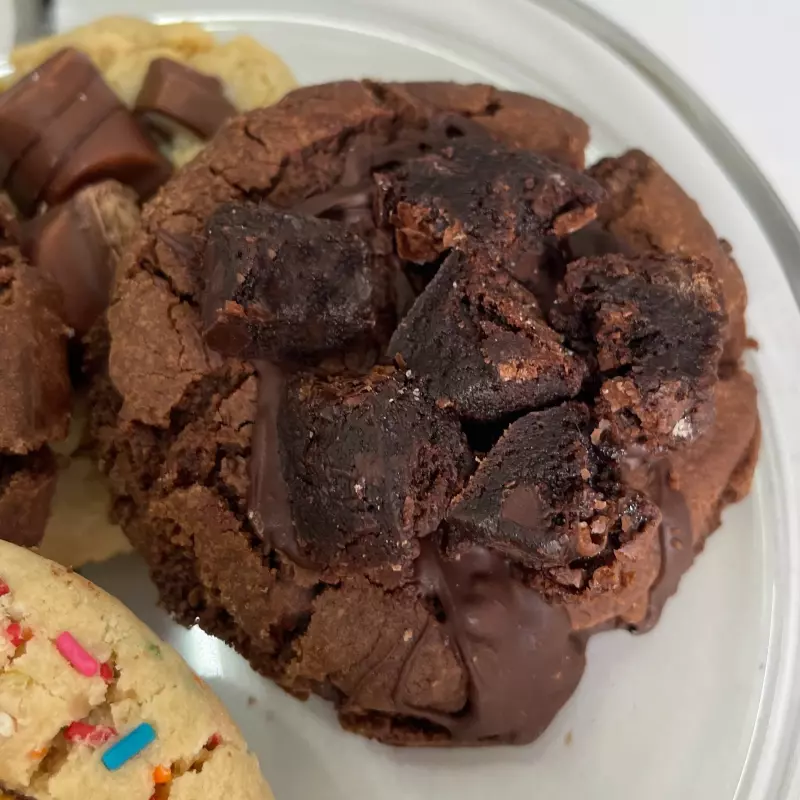 Brownie and semi bitter chocolate