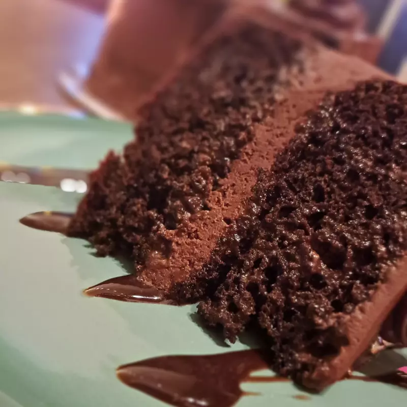 TORTA DOBLE CHOCOLATE