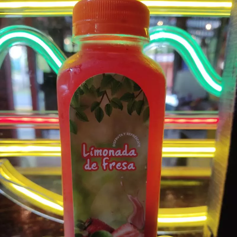 Jugo Limonada de Fresa