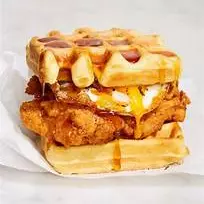 CHICKEN WAFFLE
