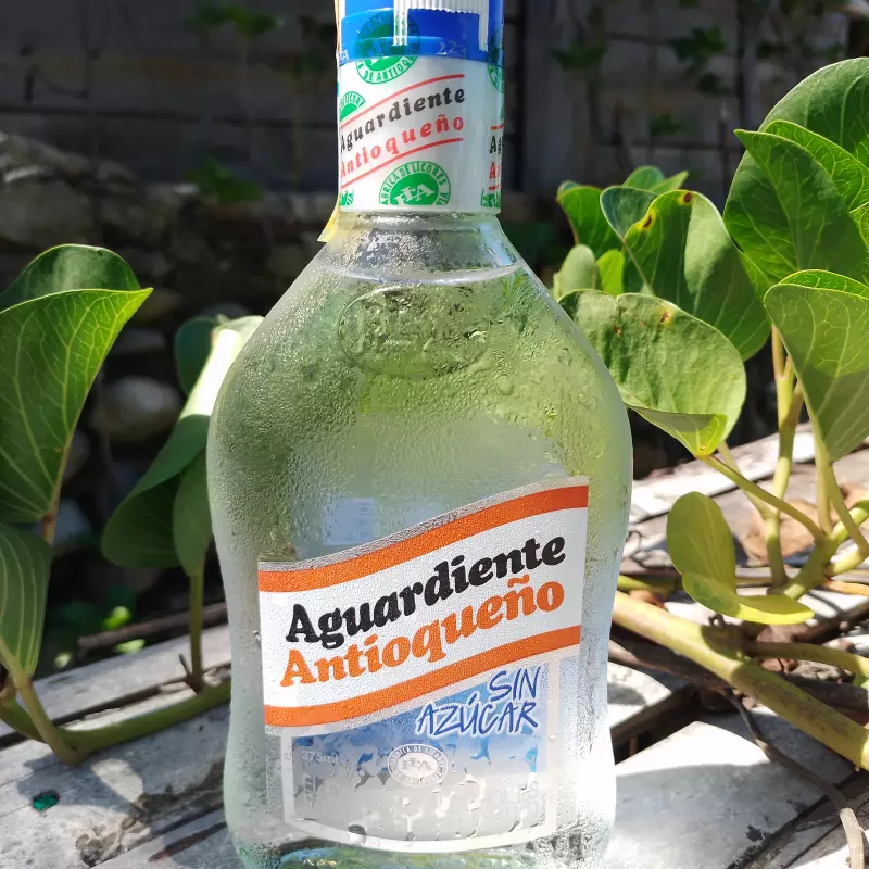 Aguardiente Antioqueño