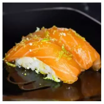 Niguiri Salmon Lemon (4 un)