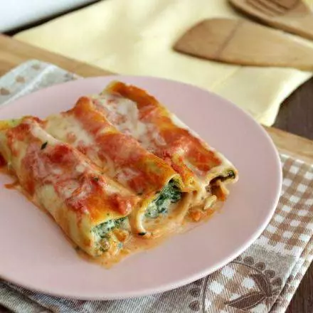 Cannelloni blanco ricotta y Espinaca