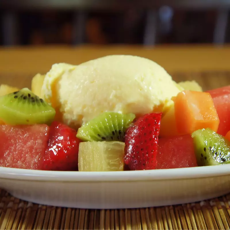 Salada de Frutas com Sorvete