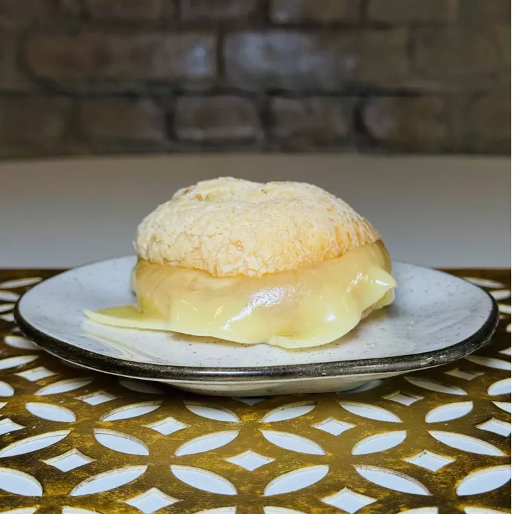 PÃO DE QUEIJO REQUEIJÃO E QUEIJO