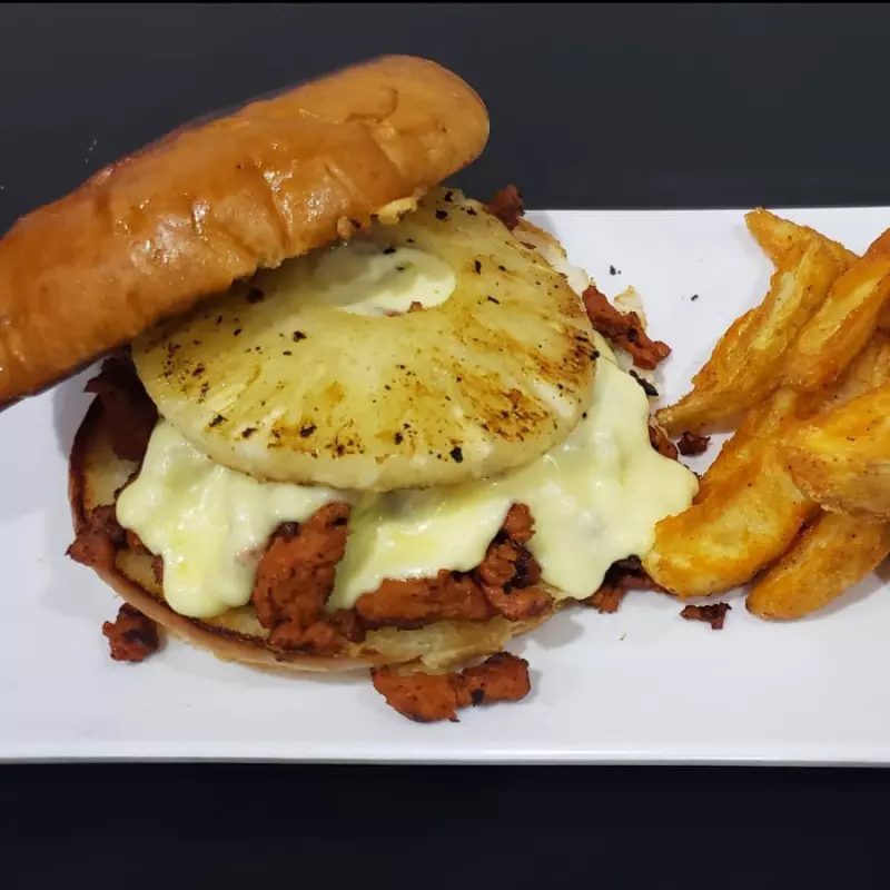 LA PASTORA BURGUER