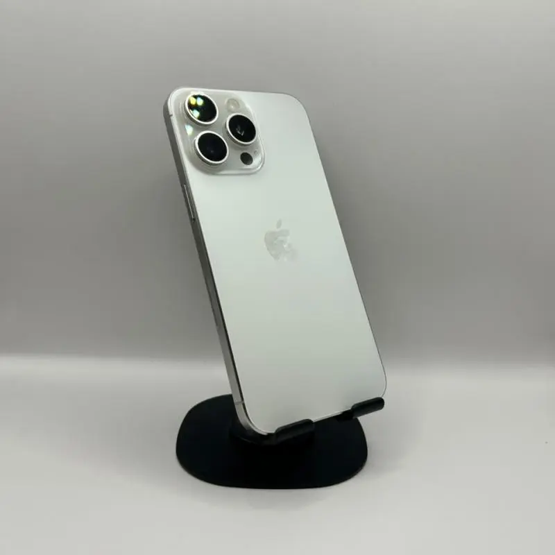 15 PRO MAX 256GB BRANCO TITÂNIO