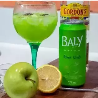 GIN DE MAÇÃ VERDE