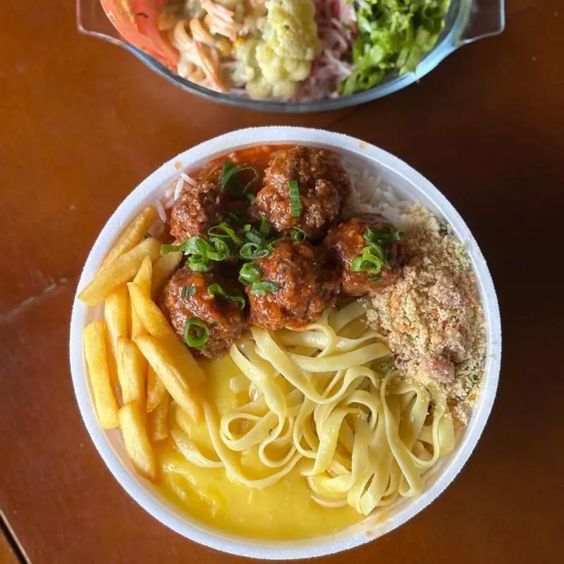 P. do dia: Almôndegas ao molho