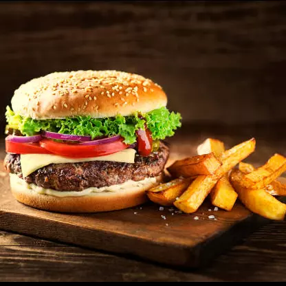 #11 AMERICAN BURGER