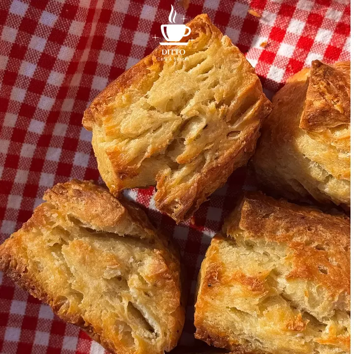 Biscuits Pimienta y Mantequilla