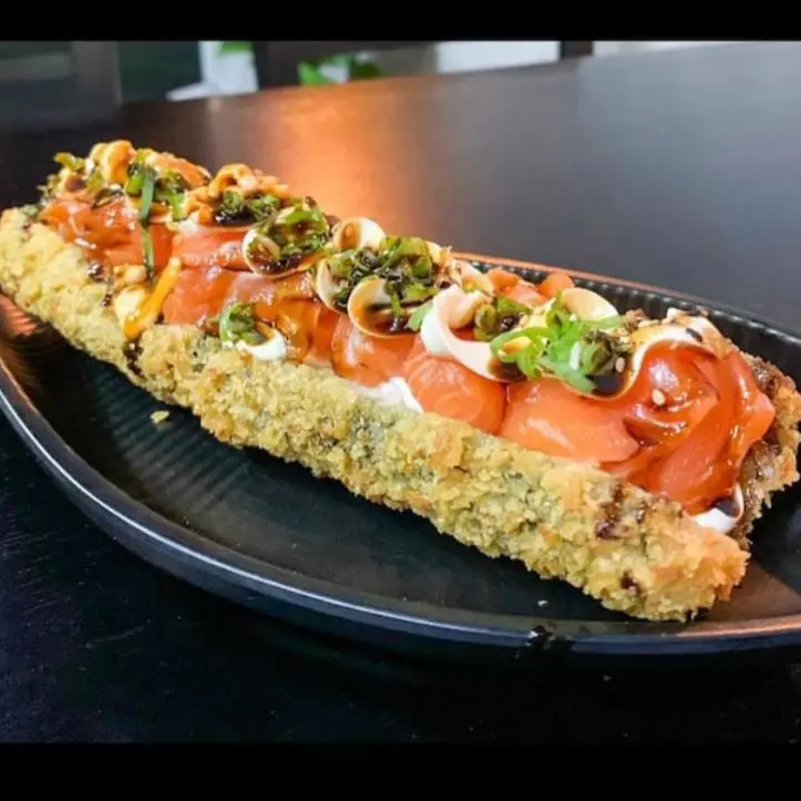 Big Hot Holl Salmão Cru