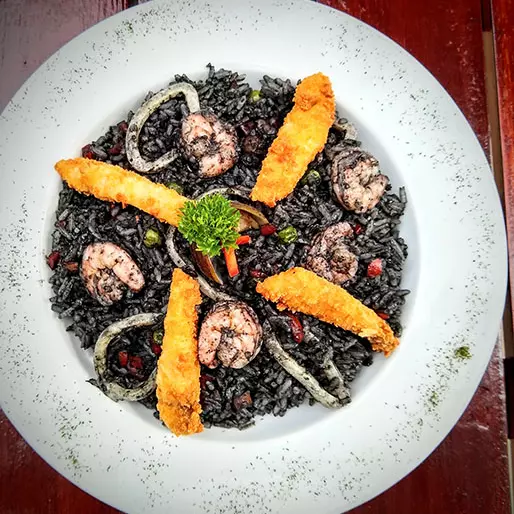 Arrisotado Mariscos Tinta de Calamar