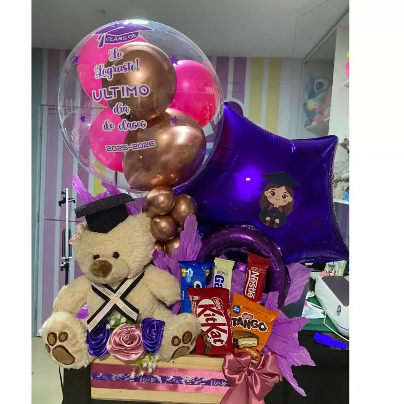 Detalle graduación mujer