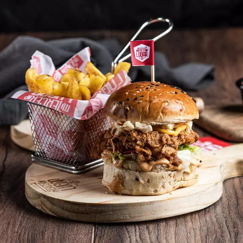 Crispy chicken sandwich