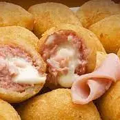 Bolinho Presunto e Queijo