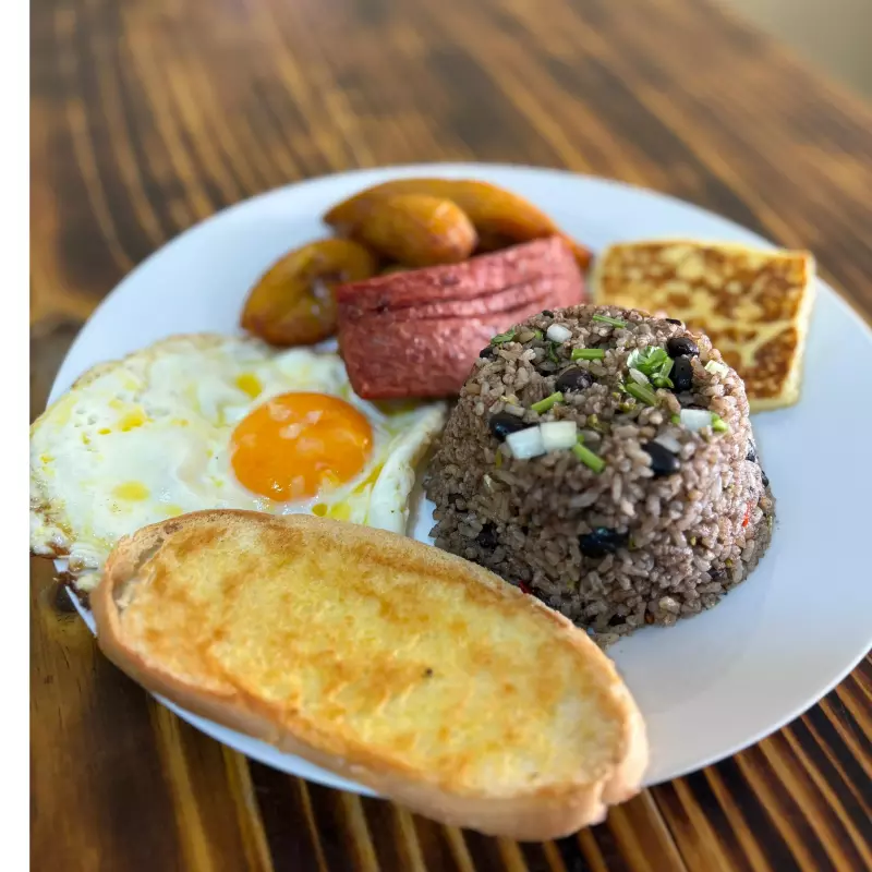 Pinto + 4 acompañamientos