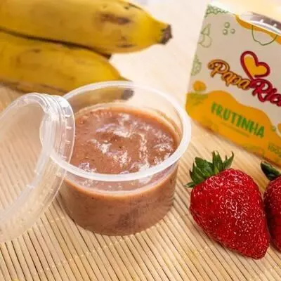 Sorvete morango e banana +6m