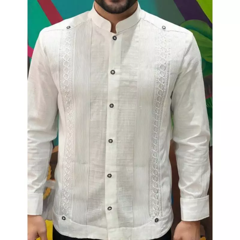 Filipina  bordado espalda