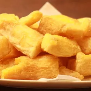 MANDIOCA FRITA