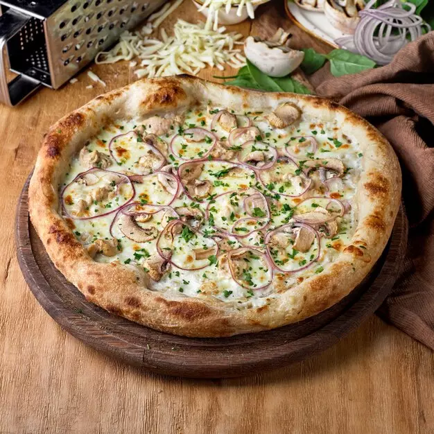 Pizza pollo bechamel