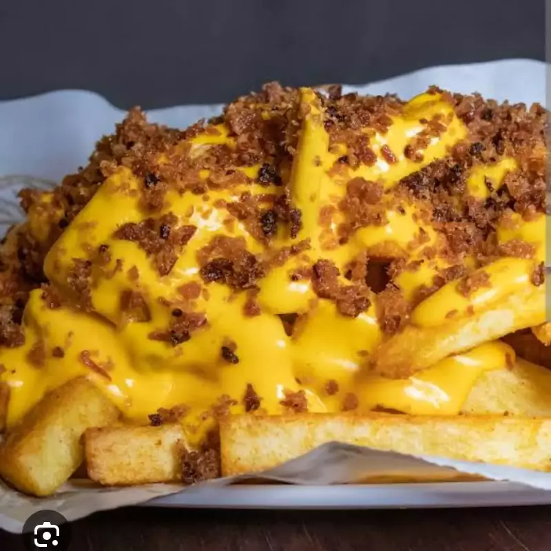 Fritas com Cheddar e Bacon