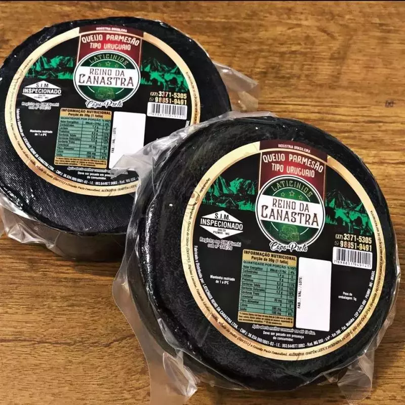 Queijo Parmesão Capa Preta 550g