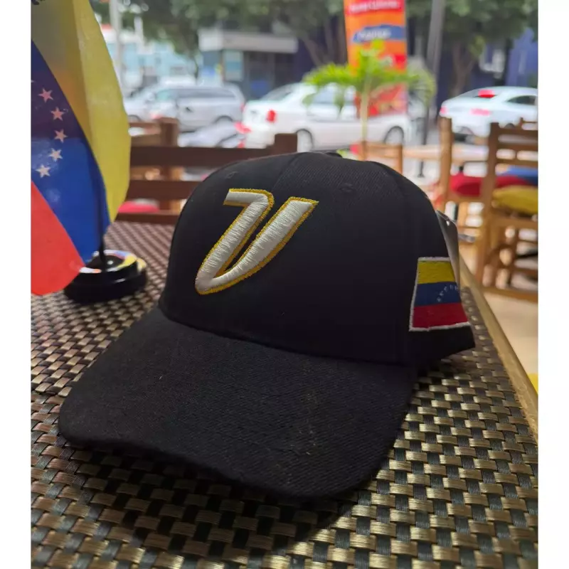 Gorra Negra V