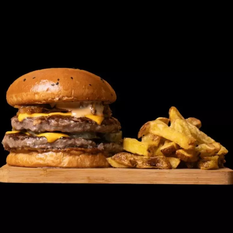 JACK DANIEL'S CHEESY ONION DOUBLE