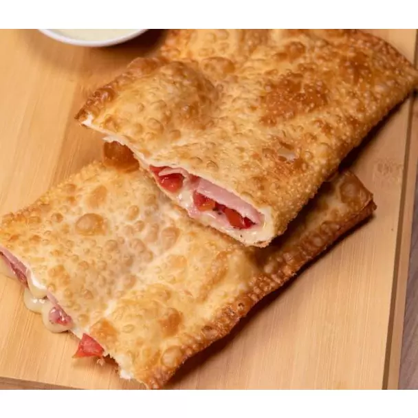 PASTEL QUEIJO C/ PRESUNTO