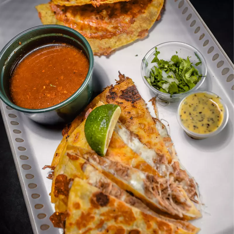 Combo1: Quesabirria + Taco de Birria