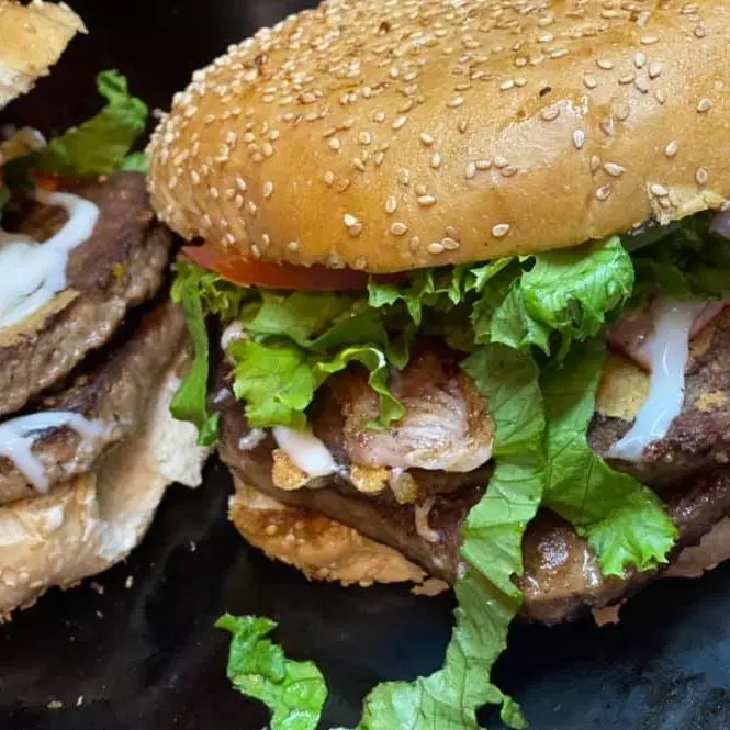 hamburguesa de arrachera