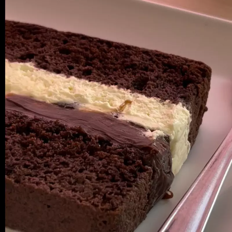 Bolo de ninho com brigadeiro