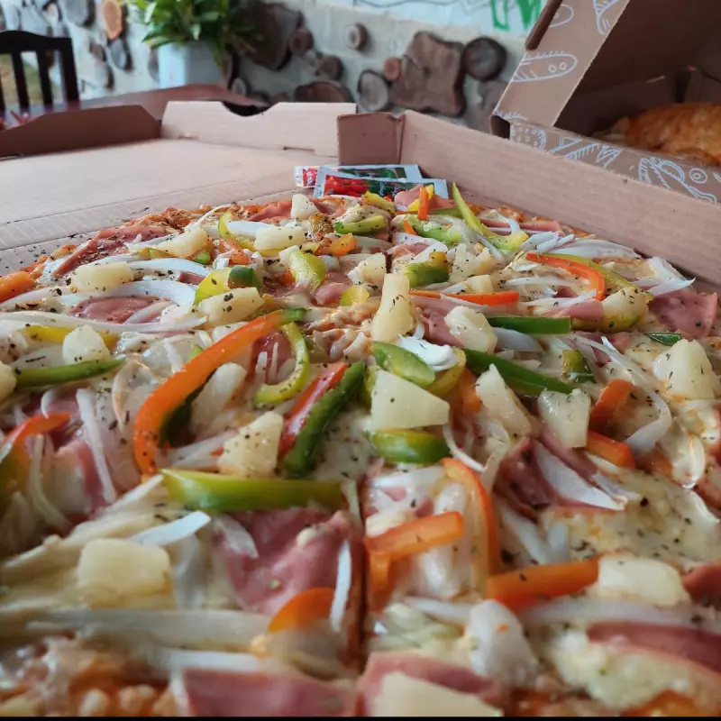 TROPICAL PIZZA GDE A LA LEÑA
