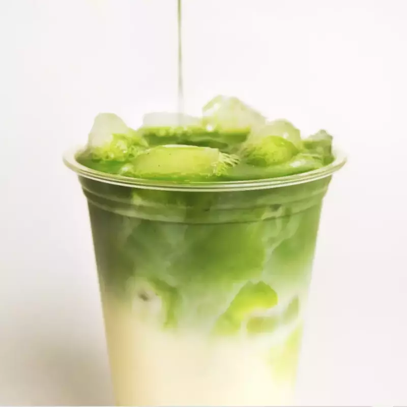 MATCHA COOLWAVE CON COCO
