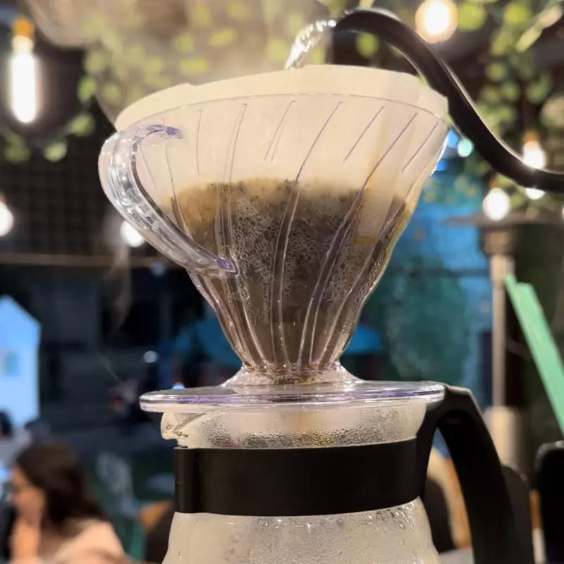 Café filtrado en ORIGAMI o V60