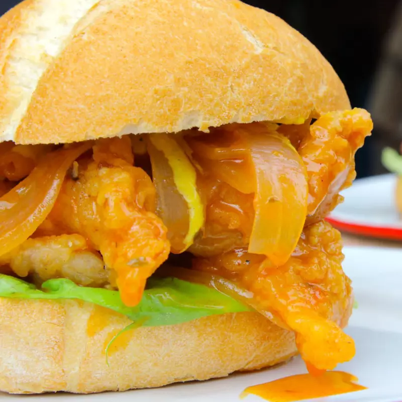 pan con pescado escabechado