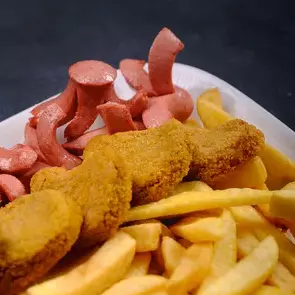 NUGGET & SALCHI & PAPAS