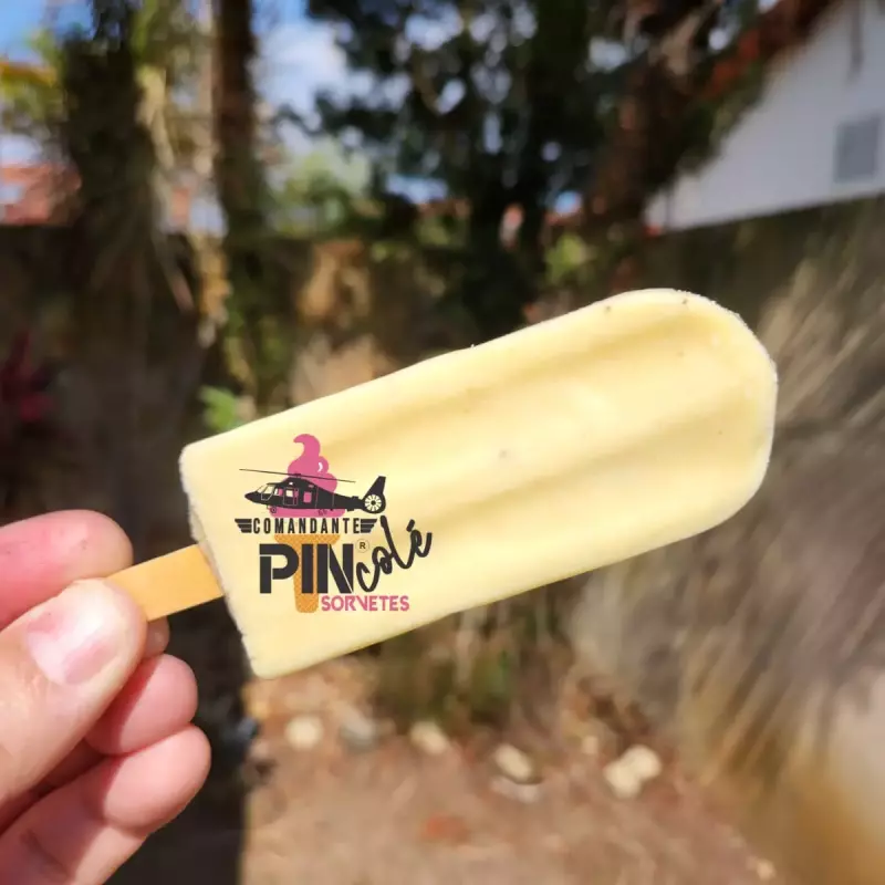 Picolé de Banana Flambada