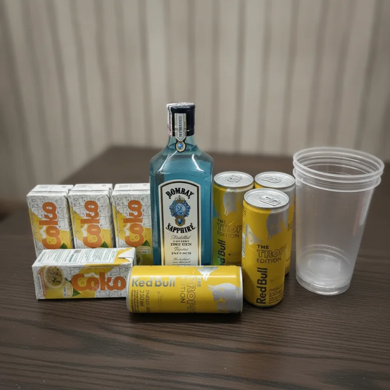 COMBO DE BOMBAY + RED BULL