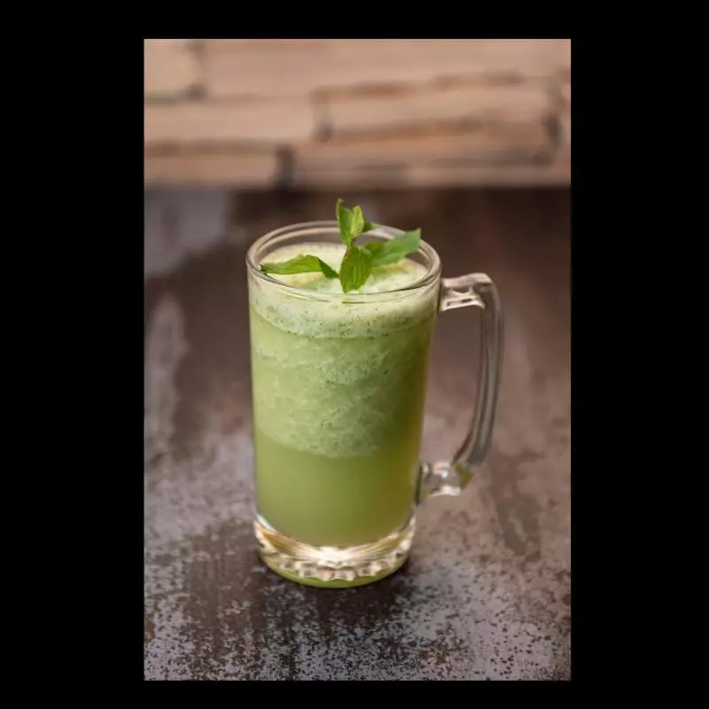 Limonada de hierbabuena