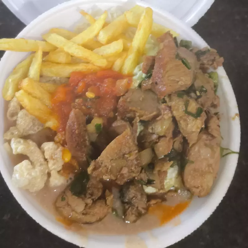 Macarrão Alho e Óleo+ Tutu | Pequeno