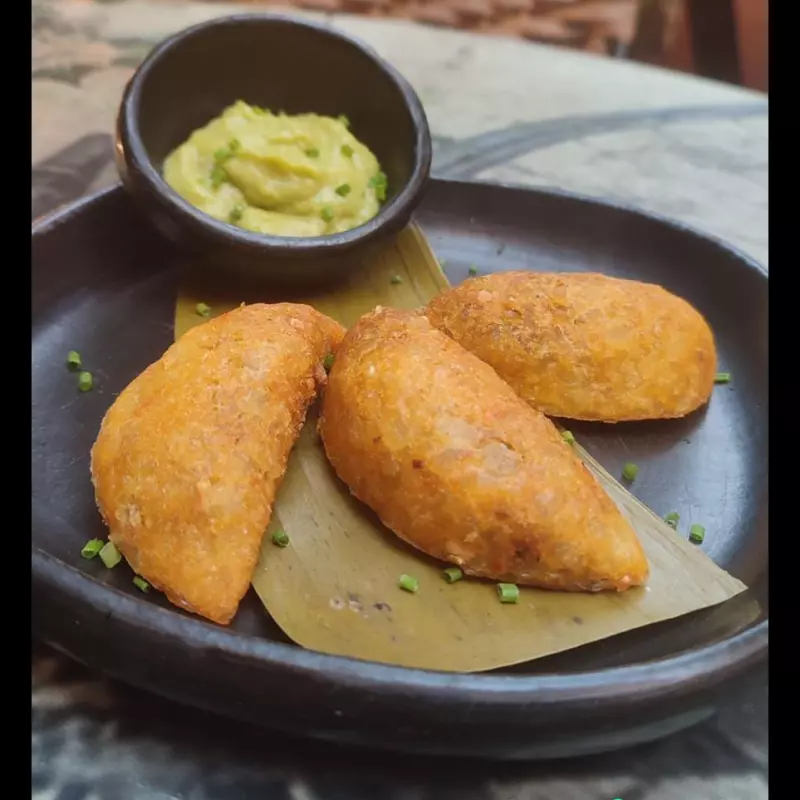 Empanaditas Colombianas (3 unidades)