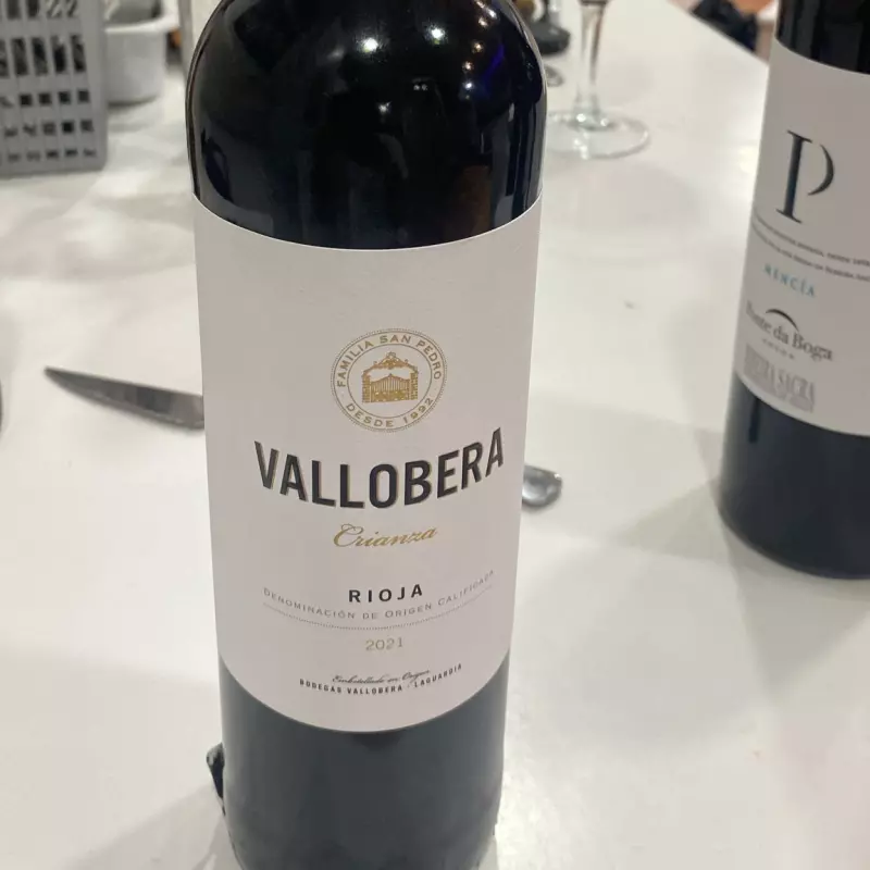 Botella vallobera crianza