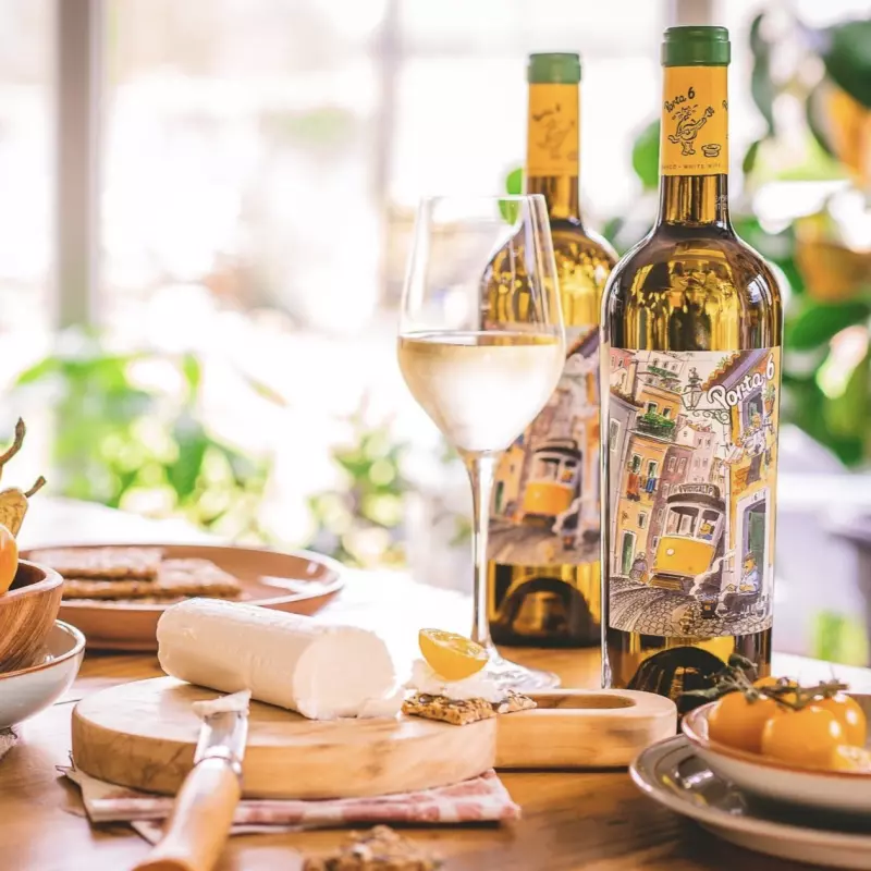 Porta 6 Branco 750ML