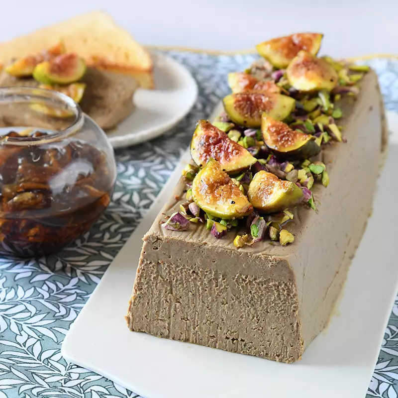 Paté de hígado con cebolla carameliz